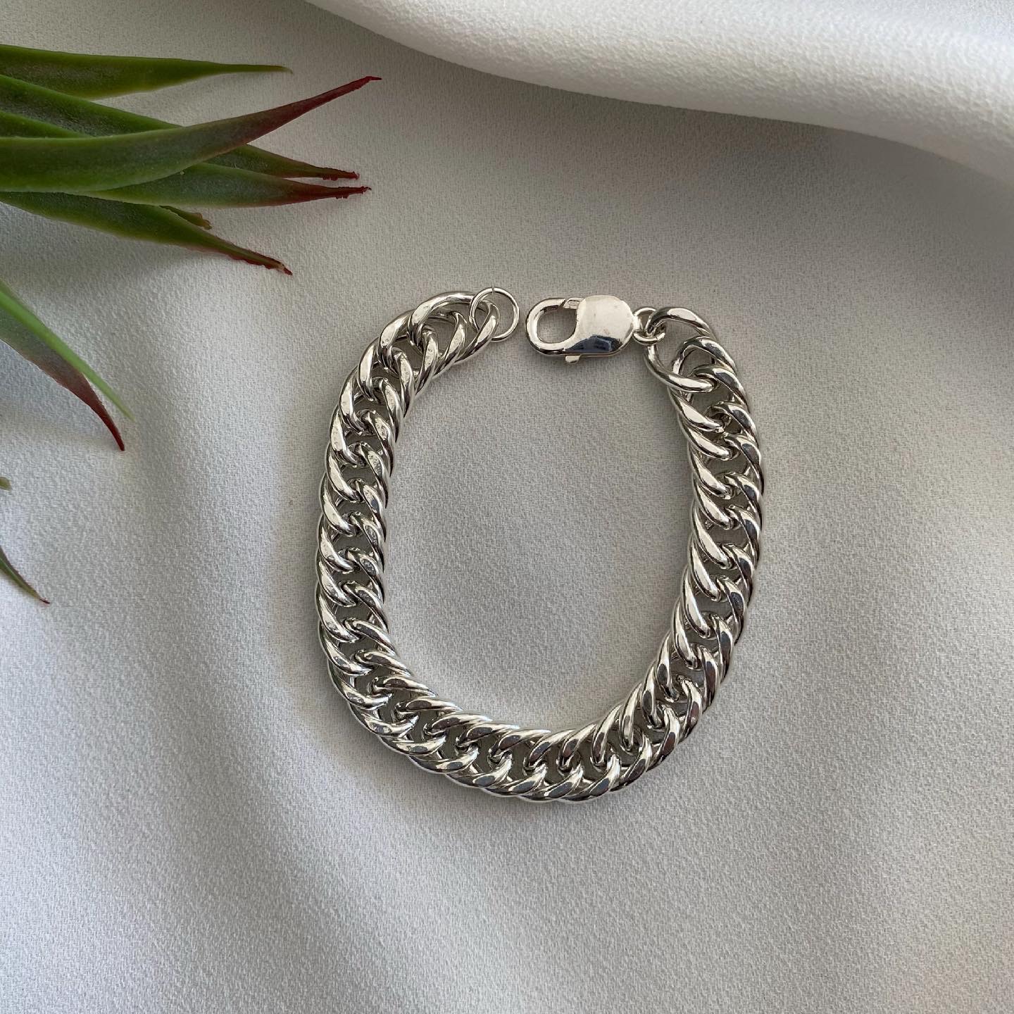 צמיד גורמט דגם כפול