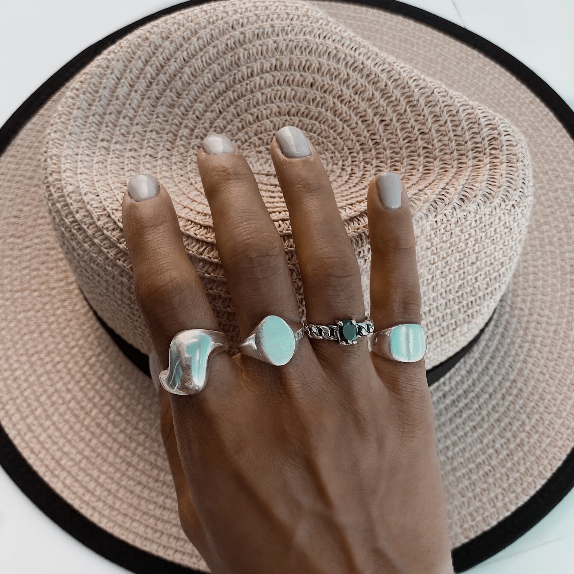 טבעת חותם אובלית