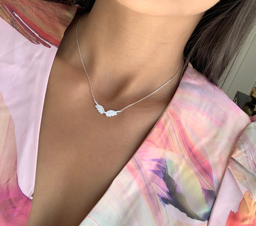 שרשרת כנפיים אושר