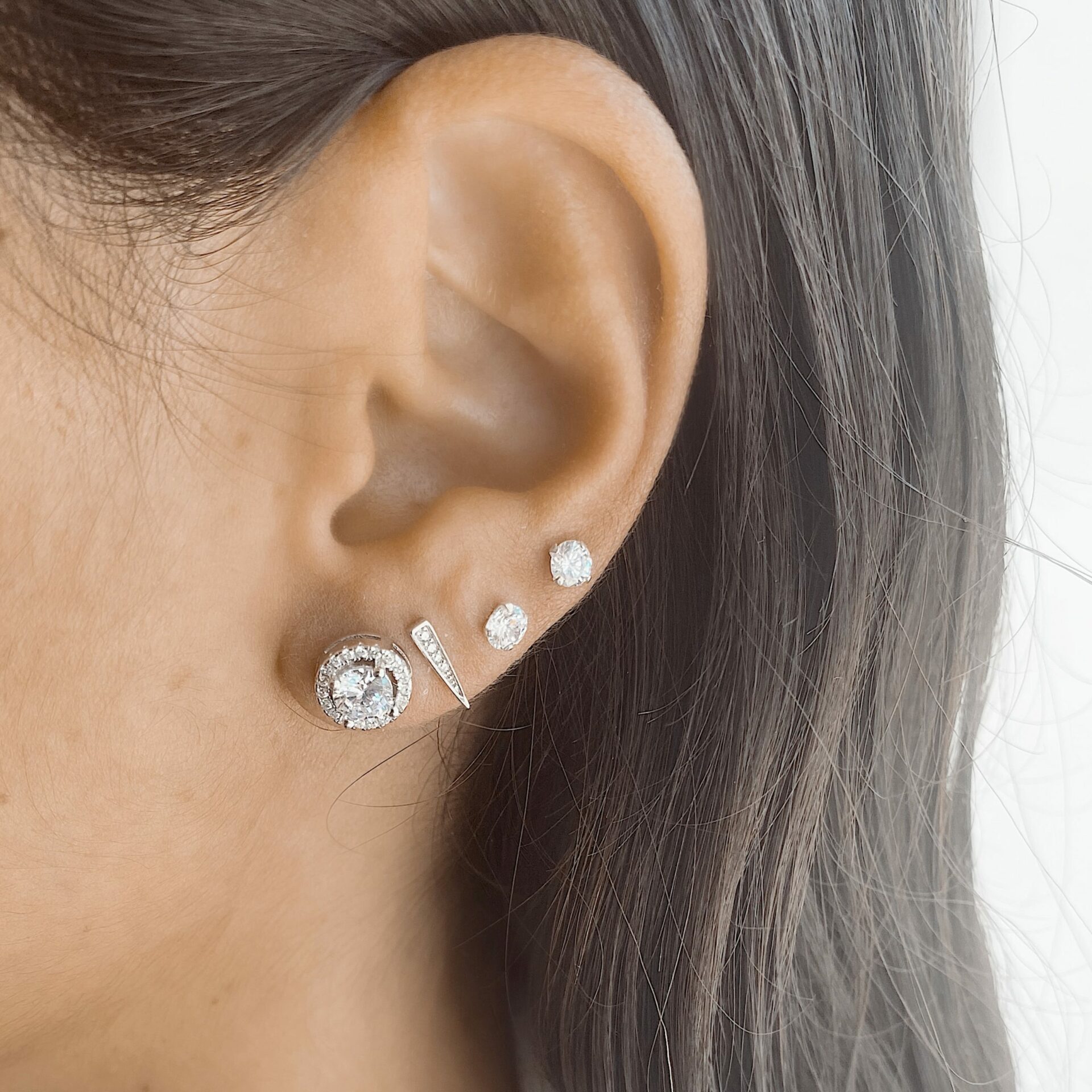 עגילי סוליטר