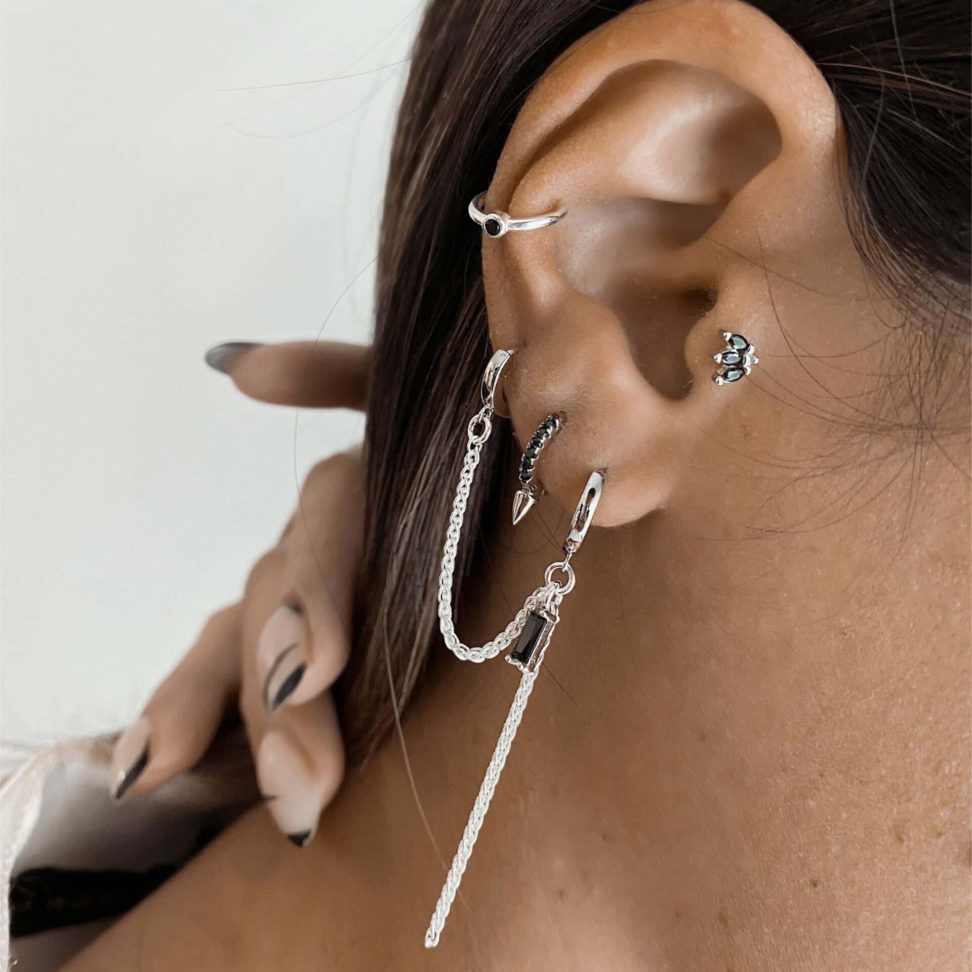 עגילי חישוק Martin