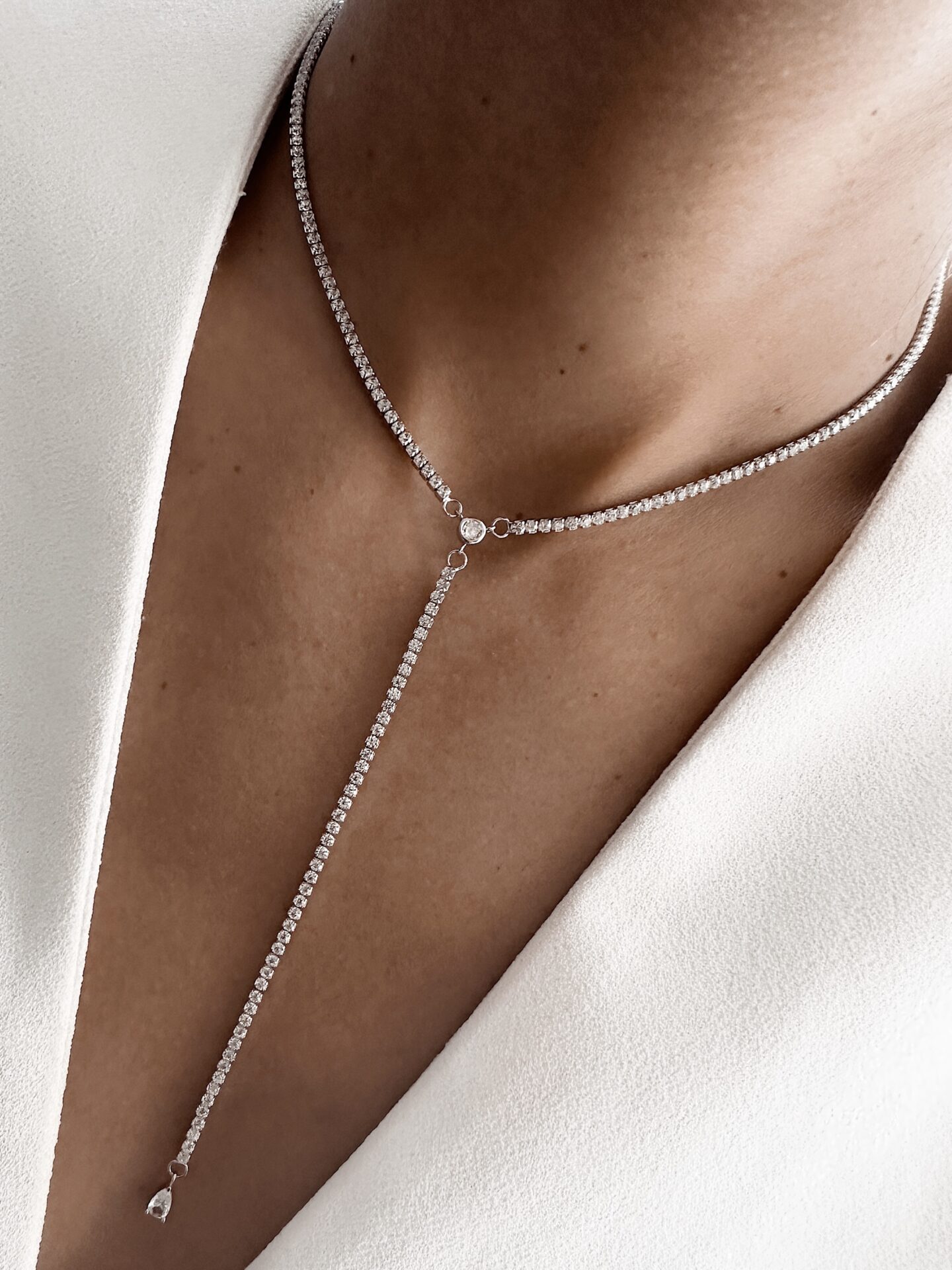 שרשרת טניס עניבה