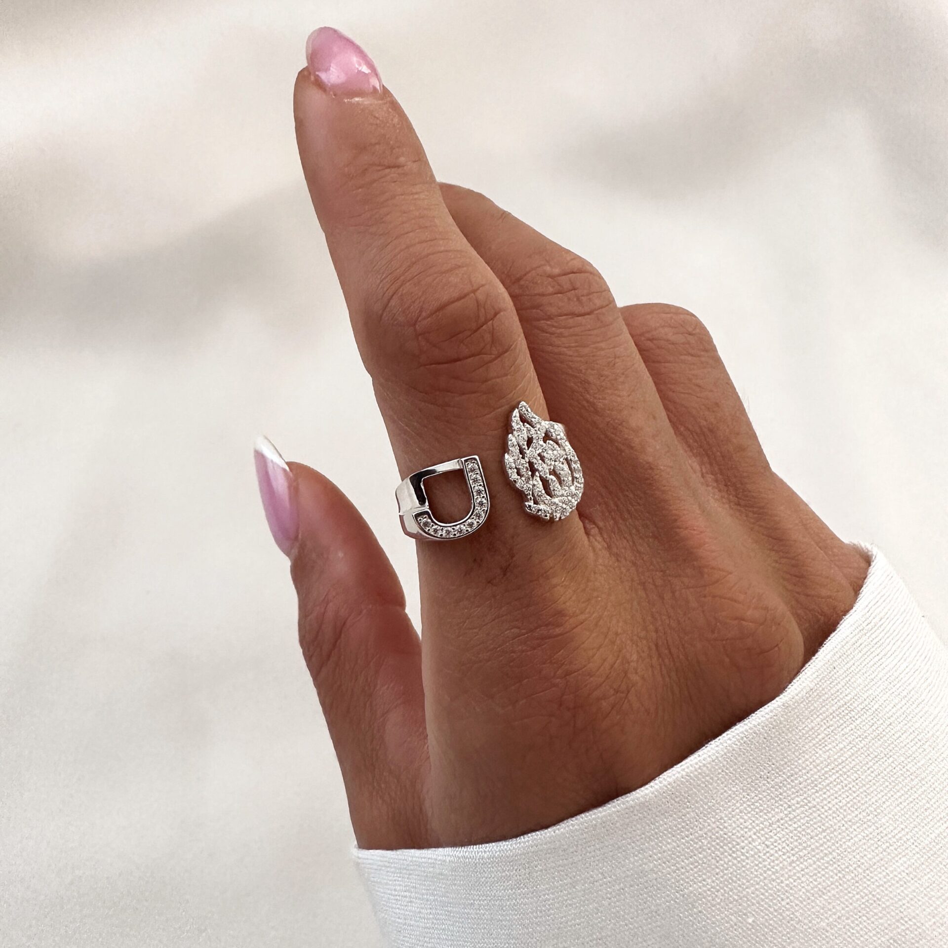 טבעת האש שלי עם אות לבחירה משובצת זרקונים משובצת האש שלי כסף אמיתי 925 משובצת זרקונים