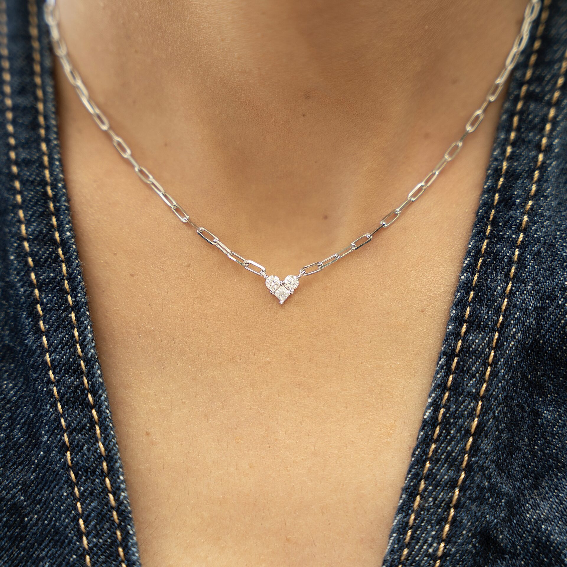 שרשרת כסף אמיתי 925 עם חוליות עדינות ותליון לב משובץ זרקונים