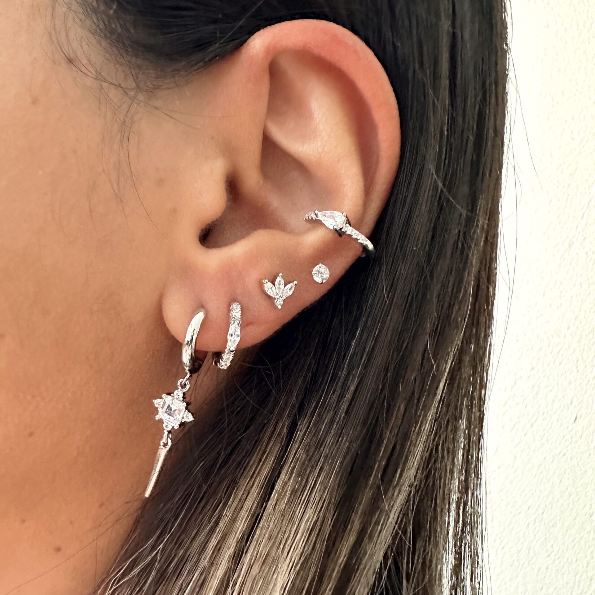 עגיל חישוק מריוס