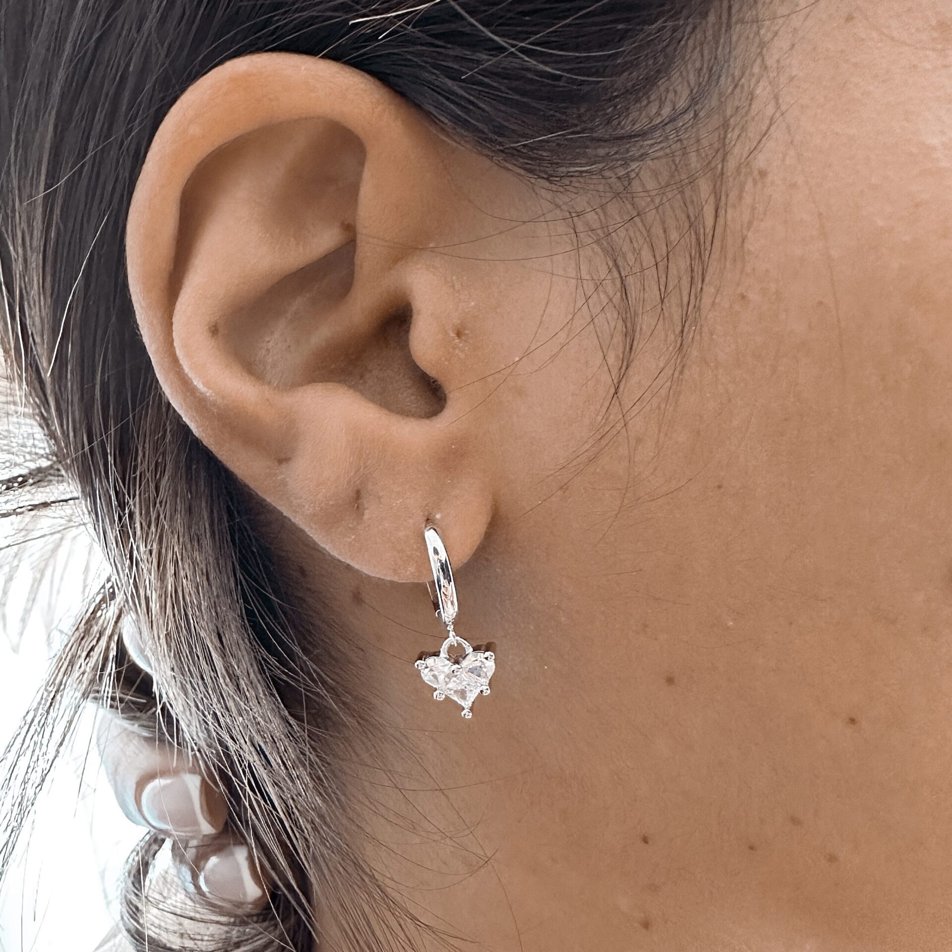 עגילי לב מאי