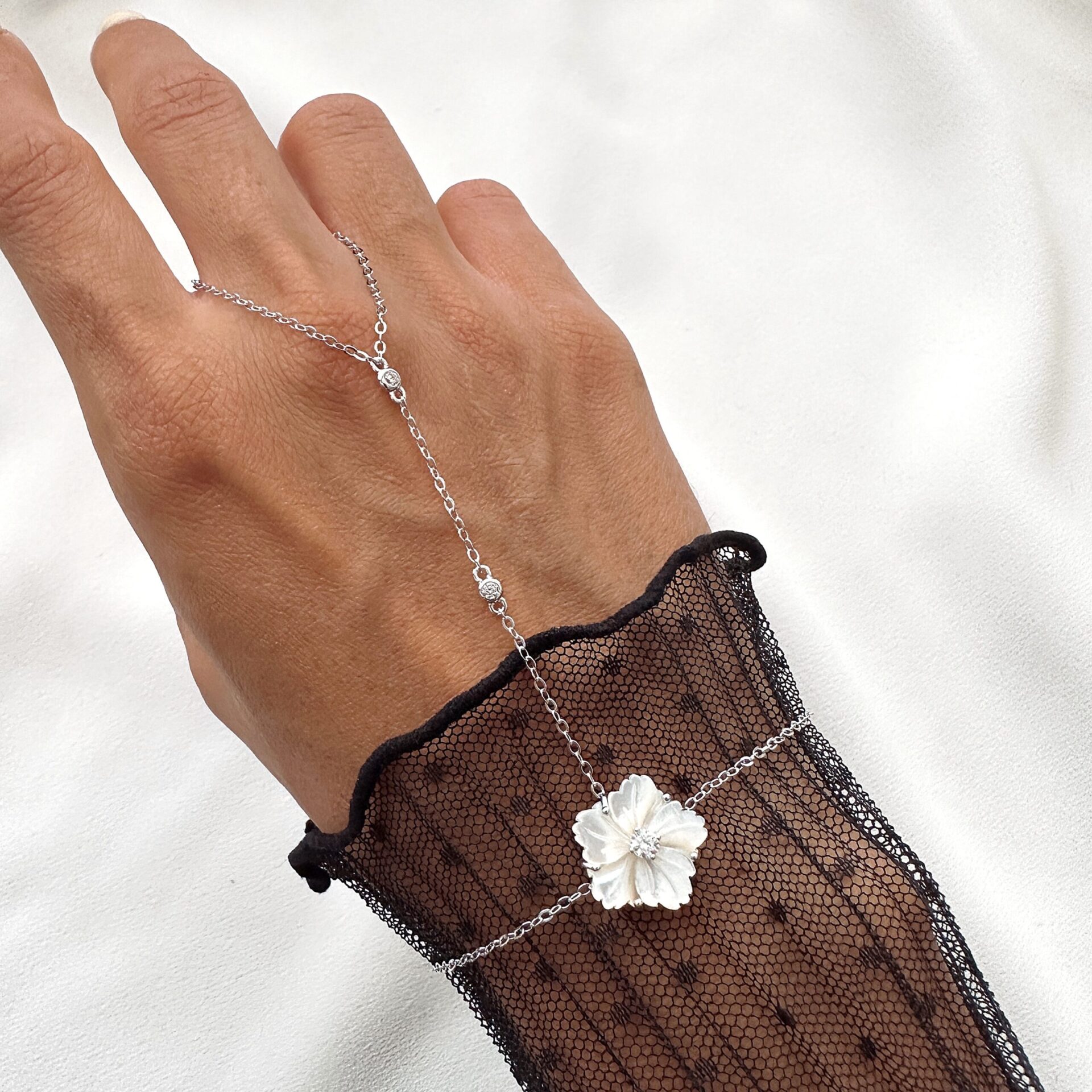 צמיד טבעת פרח הצדף