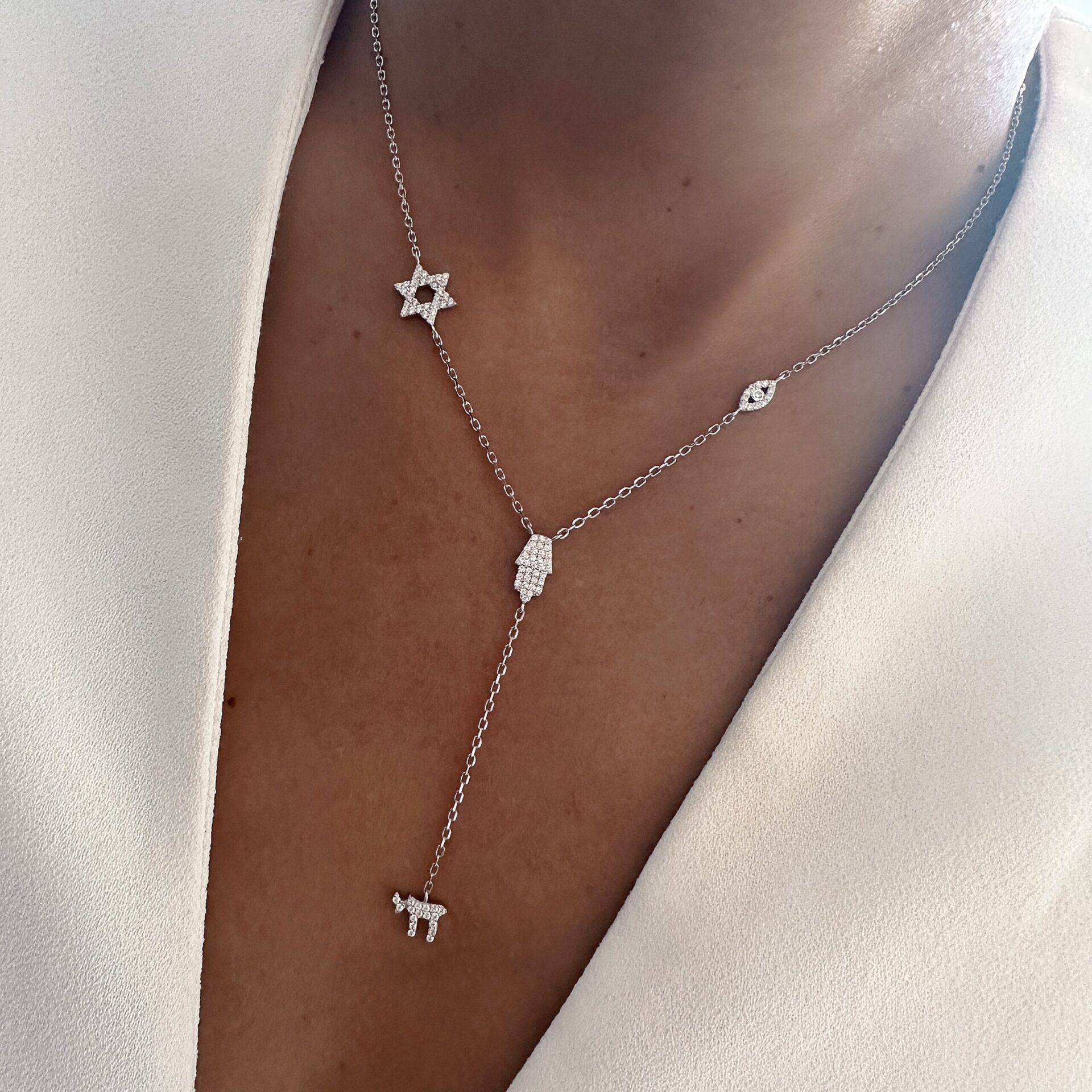 שרשרת עניבה ירושלים כסף אמיתי 925 עם מגן דוד, חמסה, עין הרע ותליון חי משובץ זרקונים