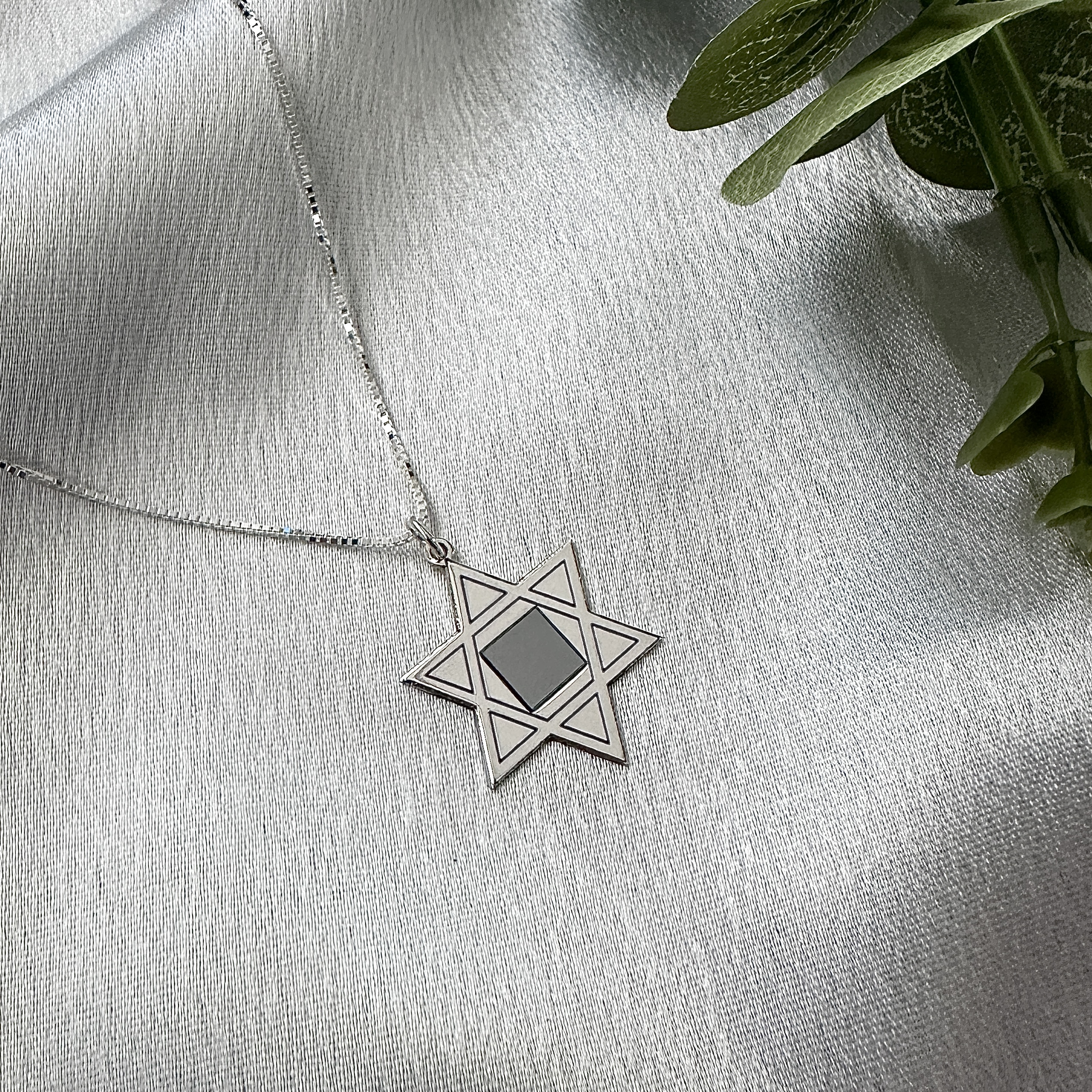 שרשרת מגן דוד ננו תנ״ך מכסף אמיתי 925 עם שבב מרכזי