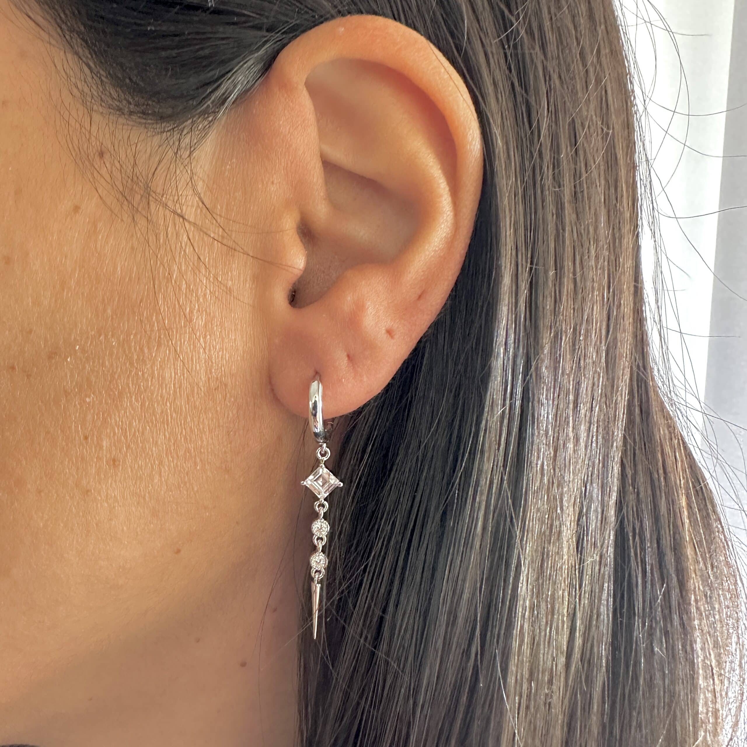 עגיל ליה חישוק כסף אמיתי 925 עם תליון נופל לאישה